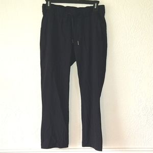 🍋 Lululemon Capris, size 4